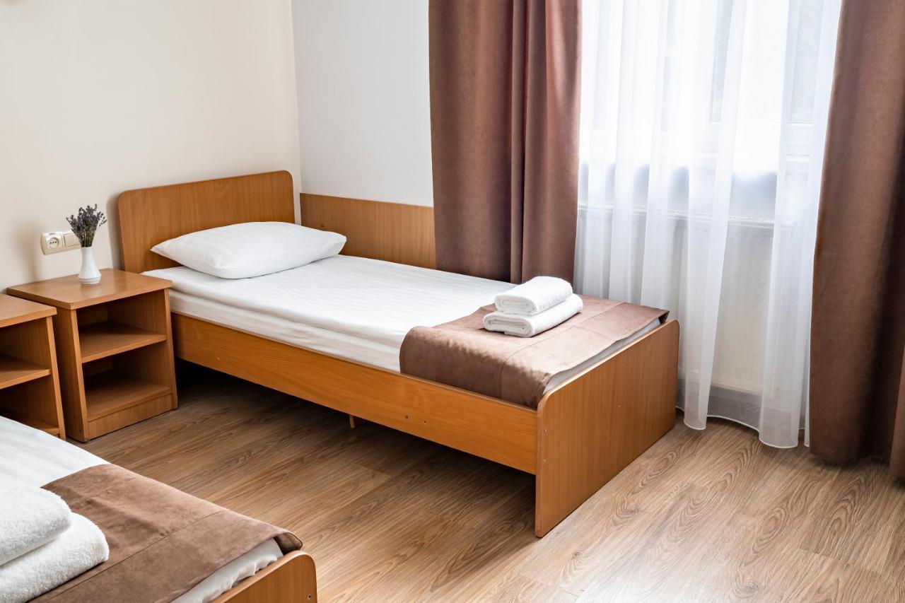 Hotel Galaktika Vynnyky 외부 사진