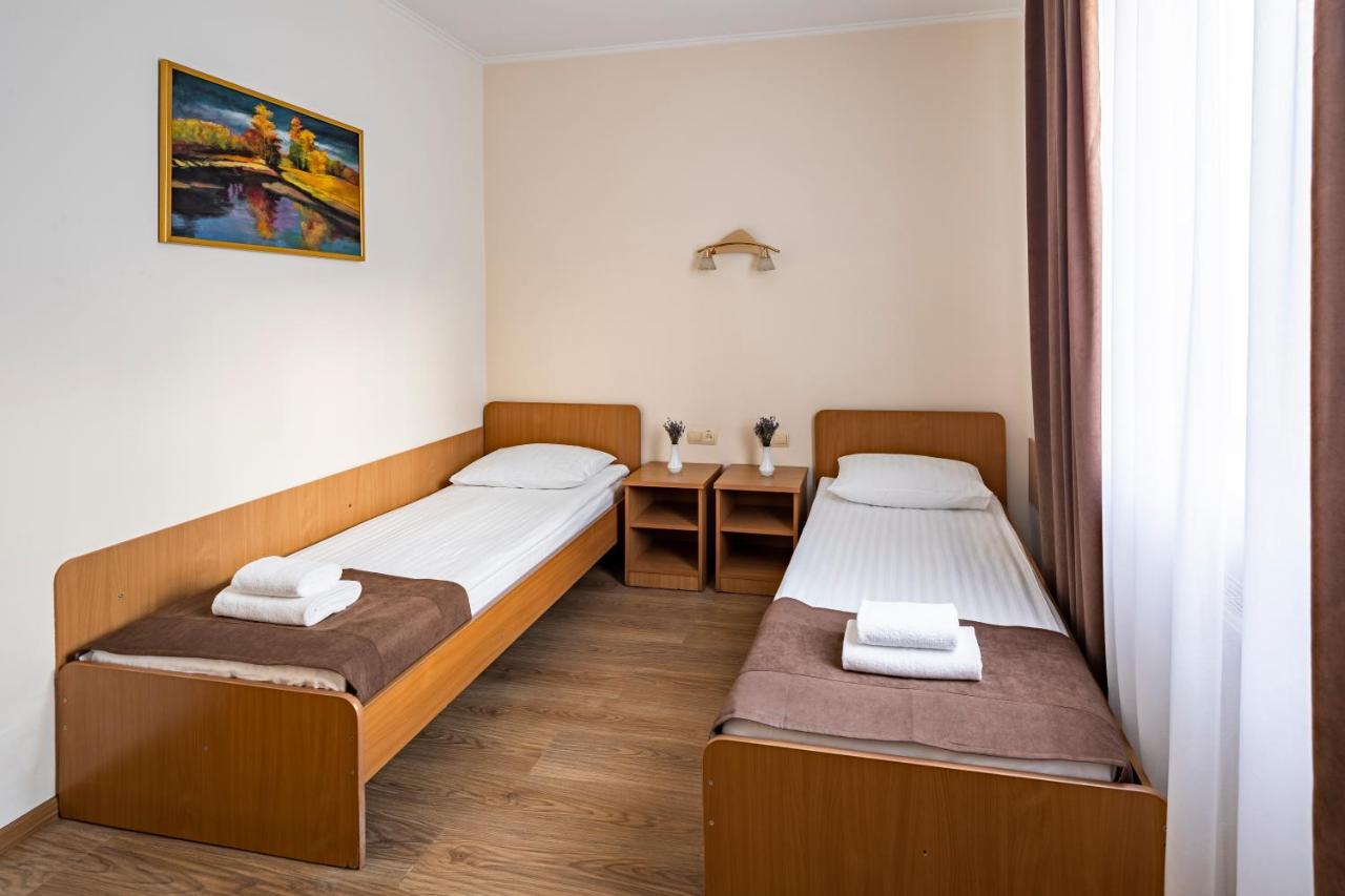 Hotel Galaktika Vynnyky 외부 사진