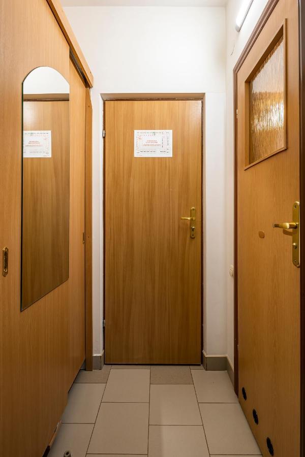 Hotel Galaktika Vynnyky 외부 사진