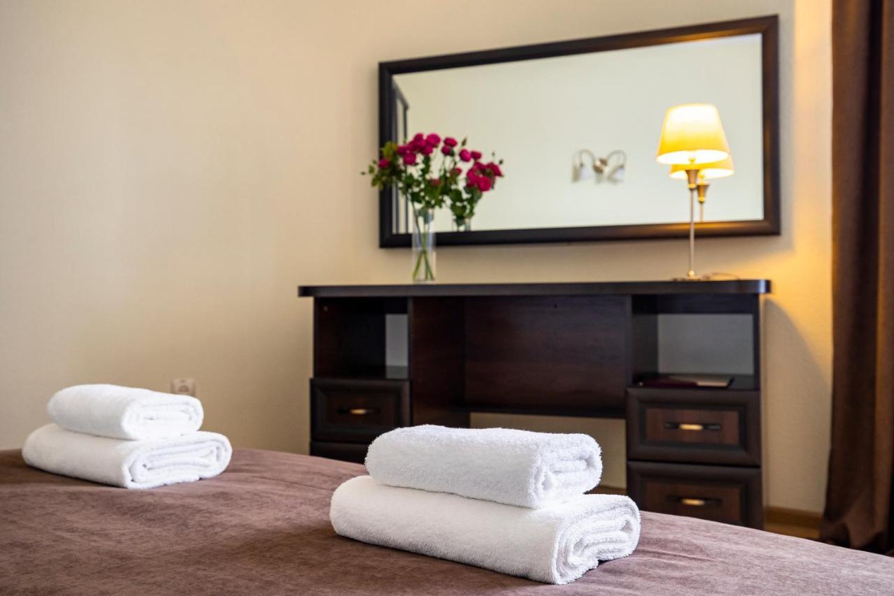 Hotel Galaktika Vynnyky 외부 사진