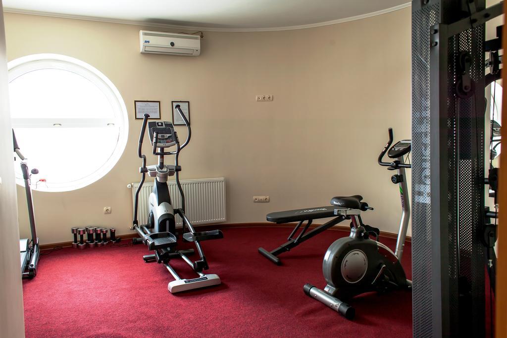 Hotel Galaktika Vynnyky 외부 사진